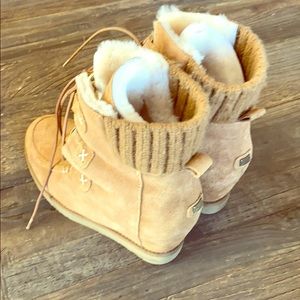 Australia Luxe “Dudley” Shearling Lined Boots Sz 9